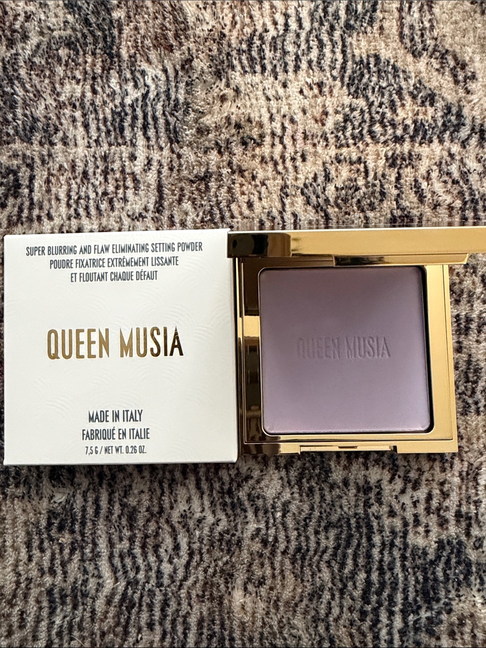Queen Musia-Super Blurring & Flaw Eliminating Setting Powder-ethereal lilac